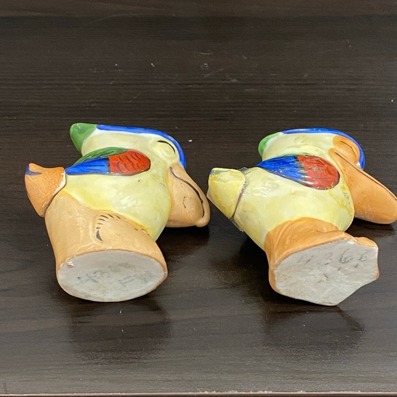 Vintage Toucan Bird Ceramic Salt & Pepper Shaker Set - Picture 9 of 13